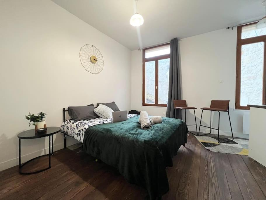 Le Petit Nid A 2 Min Gare / Centre Meulan Appartement Buitenkant foto